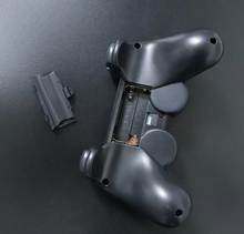 Load image into Gallery viewer, Wireless Gamepad For  Phone